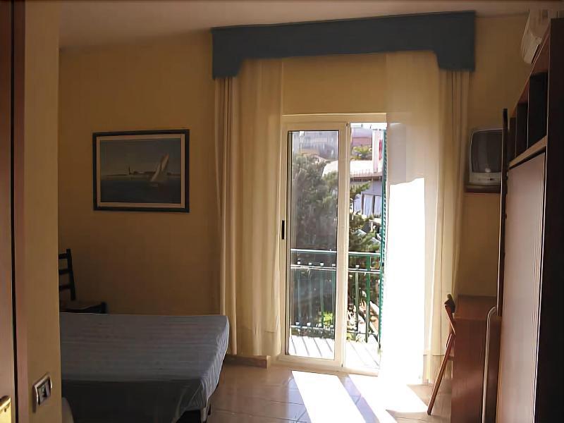 Hotel Torre Antica Loano Dış mekan fotoğraf