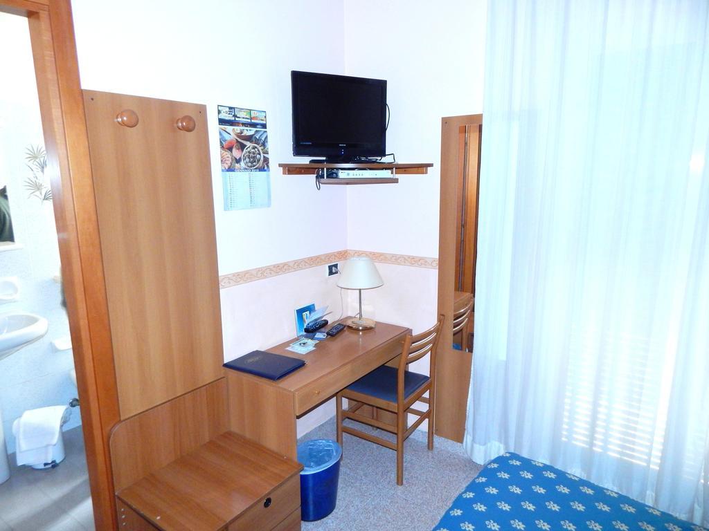 Hotel Torre Antica Loano Dış mekan fotoğraf